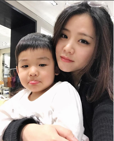 Em gái Ông Cao Thắng gần 30 mà vẫn trẻ xinh, thảnh thơi tận hưởng cuộc sống độc thân sang chảnh